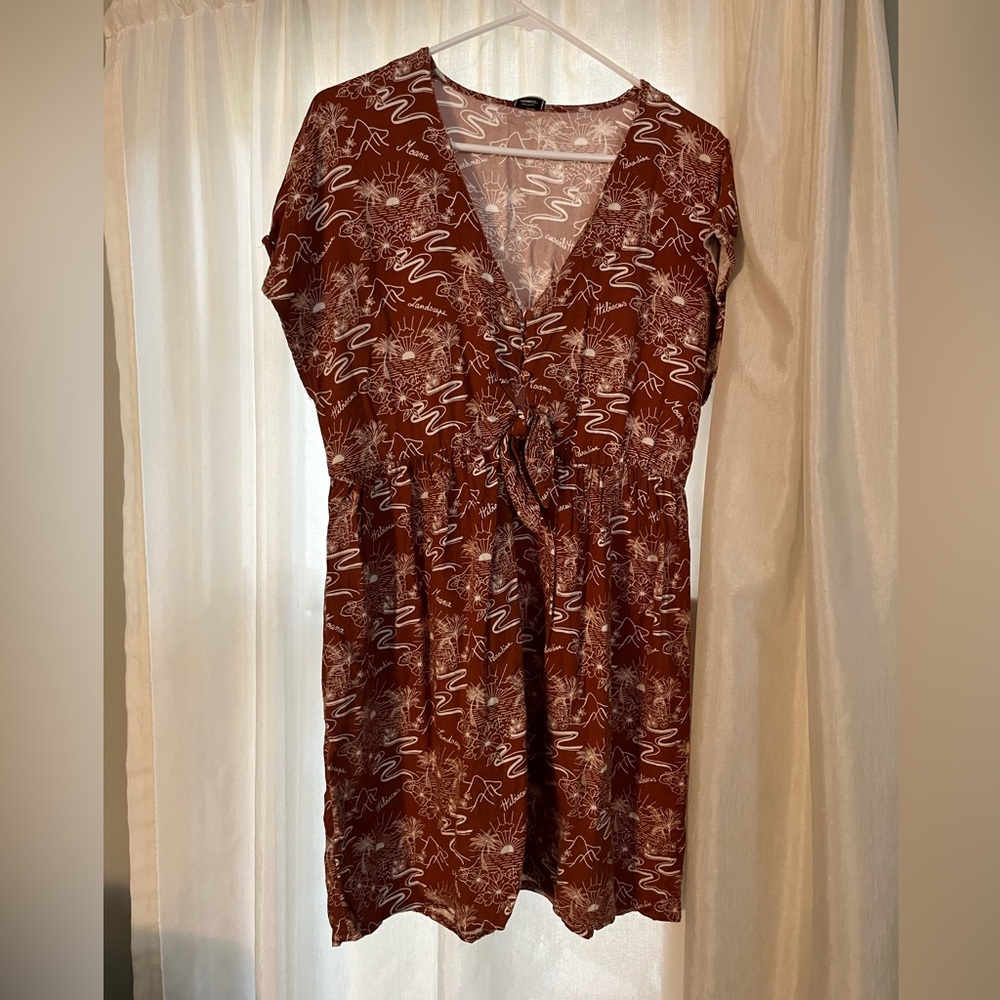 Orangey-brown Hawaiian dress